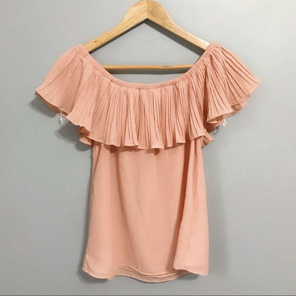 NWOT Flowy Off Shoulder Pleated Ruffle